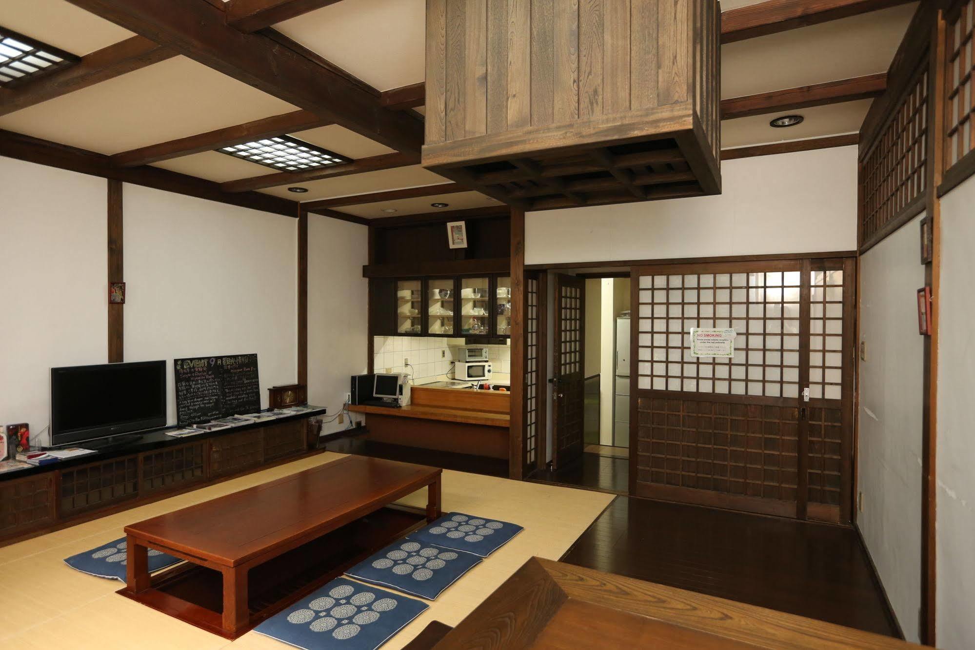 Waraku House Hostel Kyoto Exterior photo